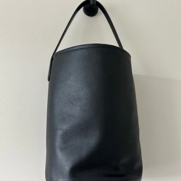 Jcrew Berkeley Bucket Bag - Picture 3 of 7